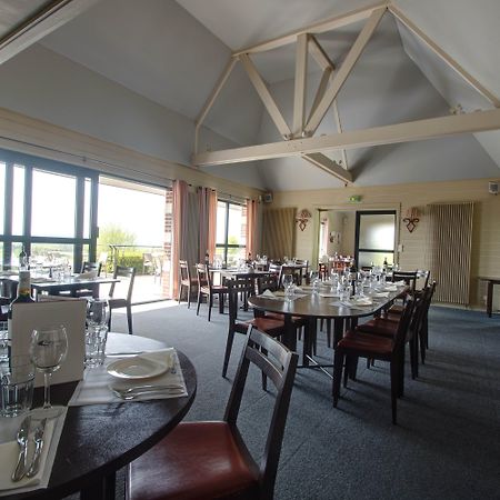 Hotel Du Golf Lumbres エクステリア 写真