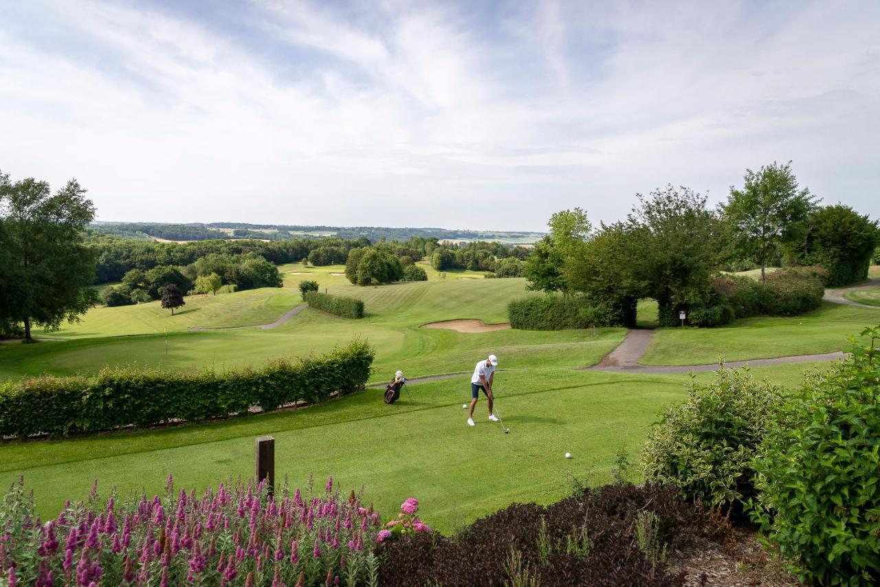 Hotel Du Golf Lumbres エクステリア 写真