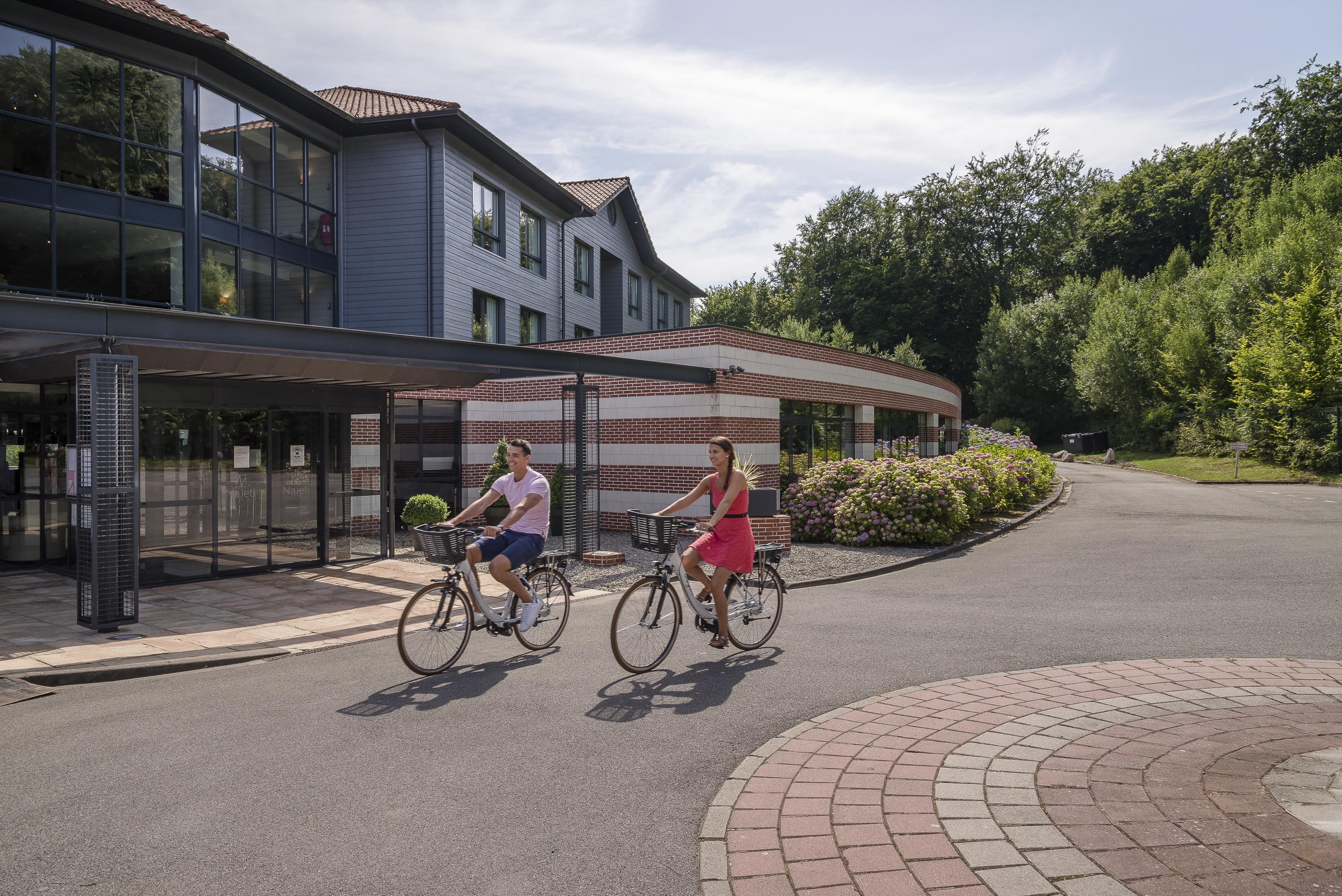 Hotel Du Golf Lumbres エクステリア 写真